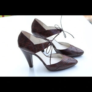 Calvin Klein Kay pumps